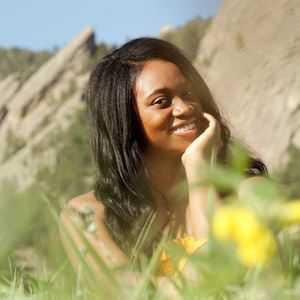 Meet your Posher, Dominique